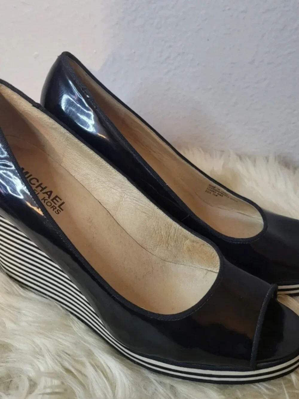 Michael Michael Kors Adalia Peep Toe Patent Wedge Heels Black Stripe 7.5M